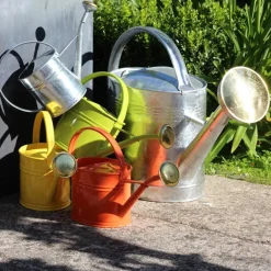 Arrosoir ovale en acier 1.75 Litres (Rouge corail)