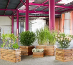 Bac à fleurs 110 litres Lign Z avec treillis