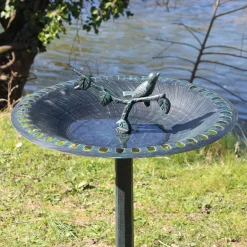 Bassin à oiseaux sur pied en fonte