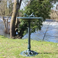 Bassin à oiseaux sur pied en fonte