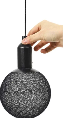 Boule lumineuse à suspendre noire