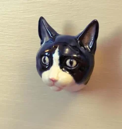 Bouton de porte animal en porcelaine (Tête de chat noir et blanc)