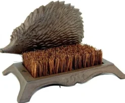 Brosse nettoyage chaussure en fonte et fibre de coco (Hérisson)
