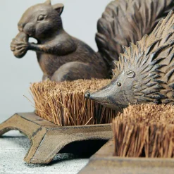 Brosse nettoyage chaussure en fonte et fibre de coco (Hérisson)