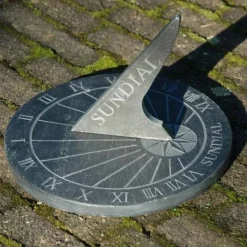 Cadran solaire à poser en schiste