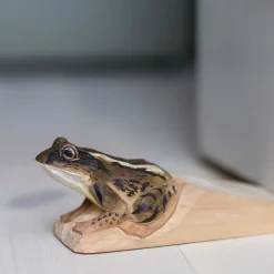Cale-porte en bois sculpté à la main Animal (Grenouille des champs)
