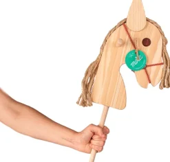 Cheval avec manche en bois Caballo
