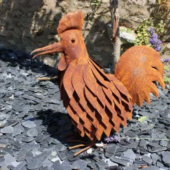 Coq en fer forgé rouillé