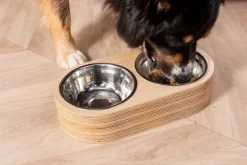 Double gamelle chien et chat bois naturel (Taille 2)