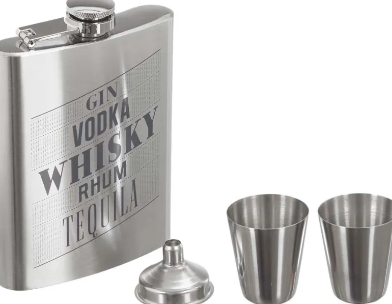 Fiole à whisky avec shooters et entonnoir