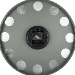Horloge en métal chiffres gravés Charm (Vert)