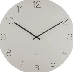 Horloge en métal chiffres gravés Charm (Gris clair)