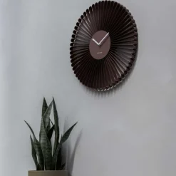 Horloge murale en métal Cascara (Rouge)