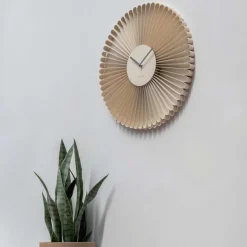 Horloge murale en métal Cascara (Blanc)