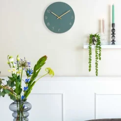 Horloge murale en métal Charm