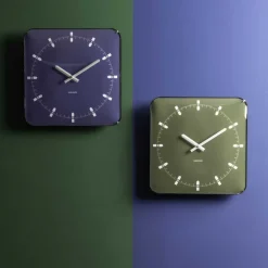 Horloge murale en métal Sucinto Dome Square (Bleu)