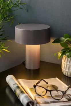 Lampe à poser en métal Tubo (Gris)