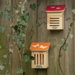 Maison à insectes en bois Pochoir (Papillons)