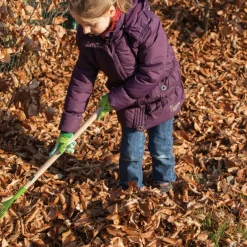 Outil de jardin pour enfant manche en bois (Râteau à feuilles)
