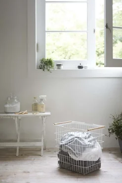 Panier à linge en métal blanc Laundry