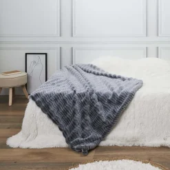 Plaid en polyester imitation fourrure Opulence 120 x 150 cm