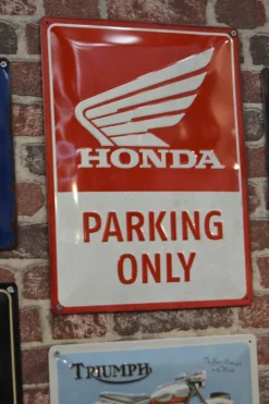 Plaque décorative en métal en relief 40 x 30 cm (Honda MC - Parking Only)