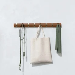 Porte manteaux Flip 8 crochets (Noyer clair et doré)