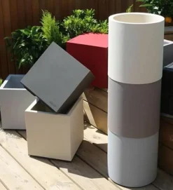 Pot en plastique carré aspect granit 30 cm (Gris clair)