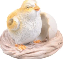 Poussin avec oeuf cassé en résine 10 x 9 x 11 cm