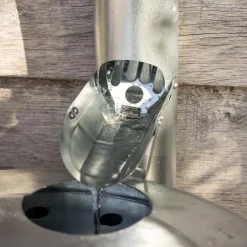 Récupérateur d'eau de pluie en zinc