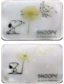 Set de 2 stickers réfléchissants Snoopy (Snoopy et Pissenlit)