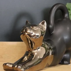 Statuette chat allongé en céramique Zoya (Noir et or)