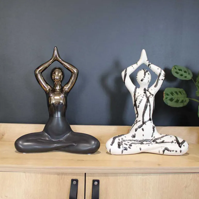 Statuette yoga en céramique Zoya