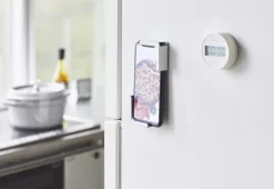 Support smartphone et tablette pour frigo Tower