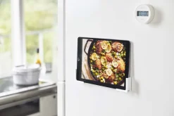 Support smartphone et tablette pour frigo Tower