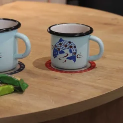 Tasse en émail coloré Décors (25 cl)