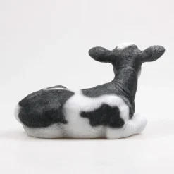Vache couchée en résine 34 x 21 x 21.5 cm